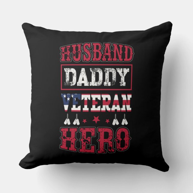 Almofada Husband, Daddy, Veteran, Hero (Frente)