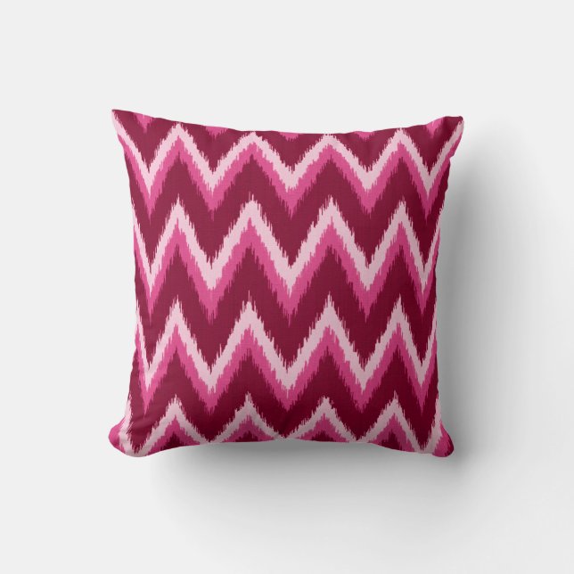 Almofada Ikat Chevron Stripes - Burqundy, Rosa e Rosa (Frente)