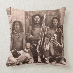 Almofada Indianos de Spokane, 1861 (foto de b/w)