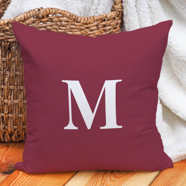 Almofada Inicial Monograma Branco Borgonha (Burgundy and white monogram decorator pillow)