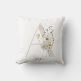 Almofada Inicial Personalizada A com flor de cor suave