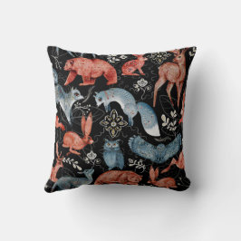 Almofada  Intricate woodland animals pattern