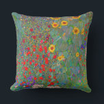 Almofada Jardim de Fazenda de Gustav Klimt com girassóis<br><div class="desc">Jardim de Fazenda de Gustav Klimt com Travesseiro decorativo de girassóis.</div>