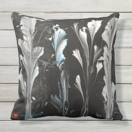 Almofada Jardim Original de Azul Negro Branco Mínimo Coraçã