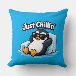 Almofada JUST CHILLING PINGUIN Throw Pillow