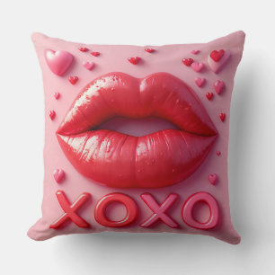Almofada Lábios Vermelhos Vibrantes Com Design XOXO