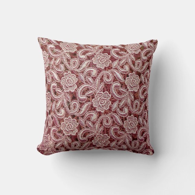 Almofada Lace rosa, padrão de rosas de safena. (Frente)