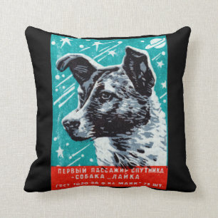 Almofada Laika 1957 o cão do espaço
