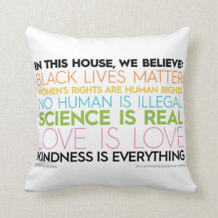 Almofada Lance #KindnessIsEverything Pilllow