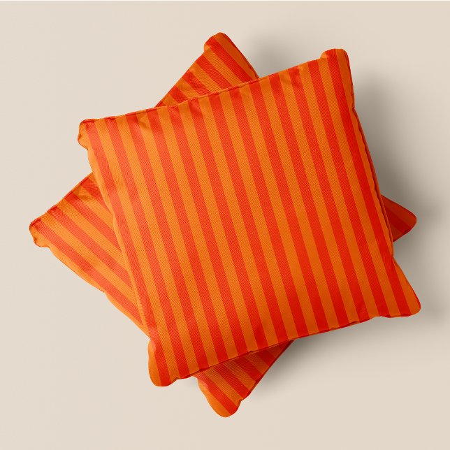 Almofada Laranja e Laranja Escuro (Orange & Dark Orange Stripes Throw Pillow)