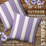 Almofada Lavanda Roxo E Branco Laminados<br><div class="desc">Travesseiro decorativo elegante e lavanda striped para uma nova e moderna adição à sua decoração do pátio de verão.</div>