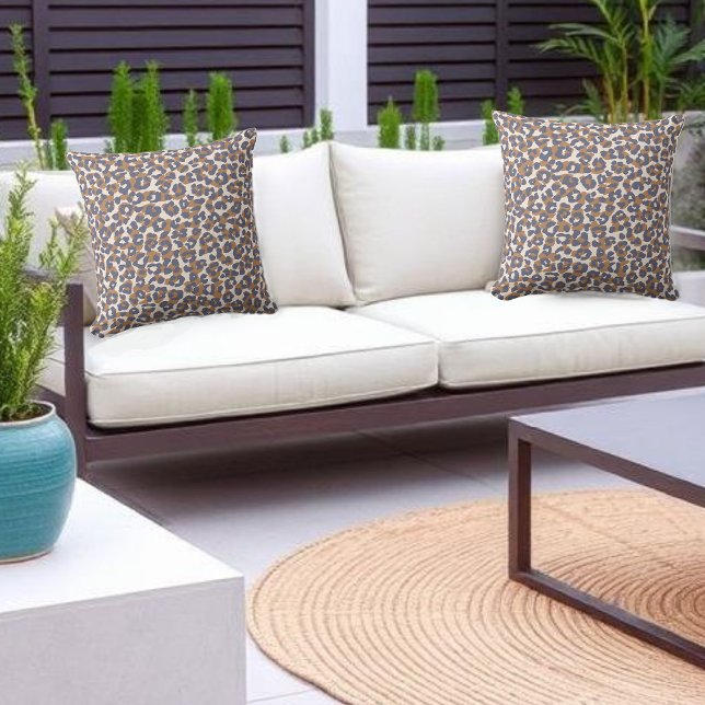 Almofada Leopardo-Impressão azul e castanho- (Leopard Print-Blue and Brown-outdoor pillows)