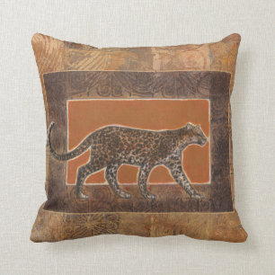 Almofada Leopardo sobre fundo laranja e castanho