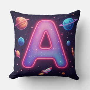 Almofada 🚀 Letra A do Alfabeto Cósmico Foguetes Estrelas �