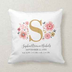 Almofada Letra inicial S com as estatísticas de nascimento,