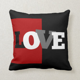 Almofada letras LOVE (preto, branco, cinza, fogo)
