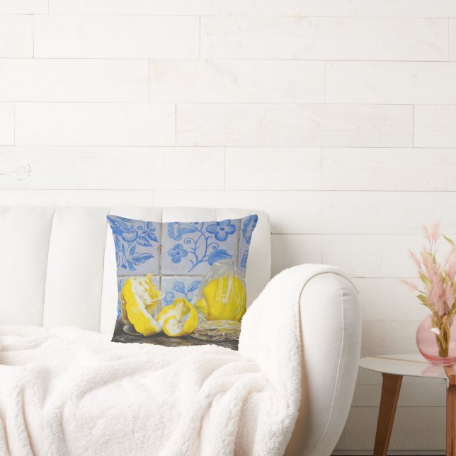 Almofada Limões e Azulejos — Clássico Azul e Amarelo Still  (Sofá)