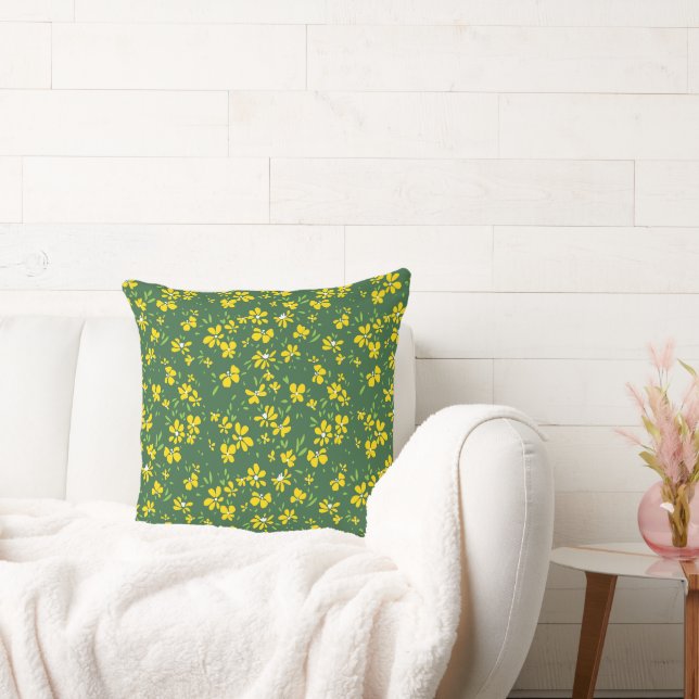 Almofada linda flor amarela minúscula com fundo verde (Sofá)