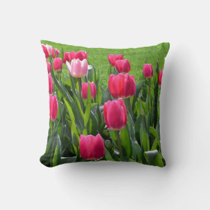 Almofada lindas flores de tulipa cor-de-rosa primavera. flo