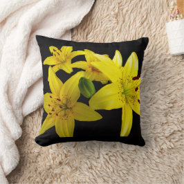 Almofada Lírios asiáticos em preto