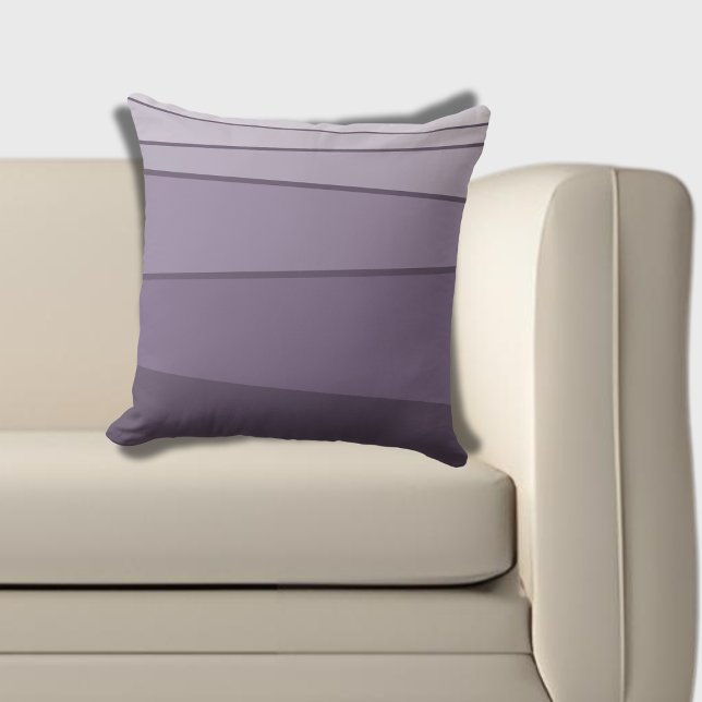 Almofada Listras Irregulares Tons de Violeta Claro a Escuro (Minimal Irregular Striped Shades of English Violet Throw Pillow)