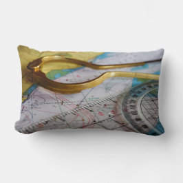 Almofada Lombar Avonturen beleven en bestemming zoeken op kompas.
