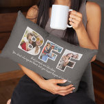 Almofada Lombar Besties personalizadas BFF Melhores Amigos Cinzas<br><div class="desc">Celebre sua amizade com seu BFF com este travesseiro personalizado de foto lombar. A tipografia ousada moderna mostra 3 de suas fotos favoritas de você e seu melhor amigo de sempre, assim como uma citação facilmente personalizável na frente. Na parte de trás está o espaço para seus nomes, outra mensagem...</div>