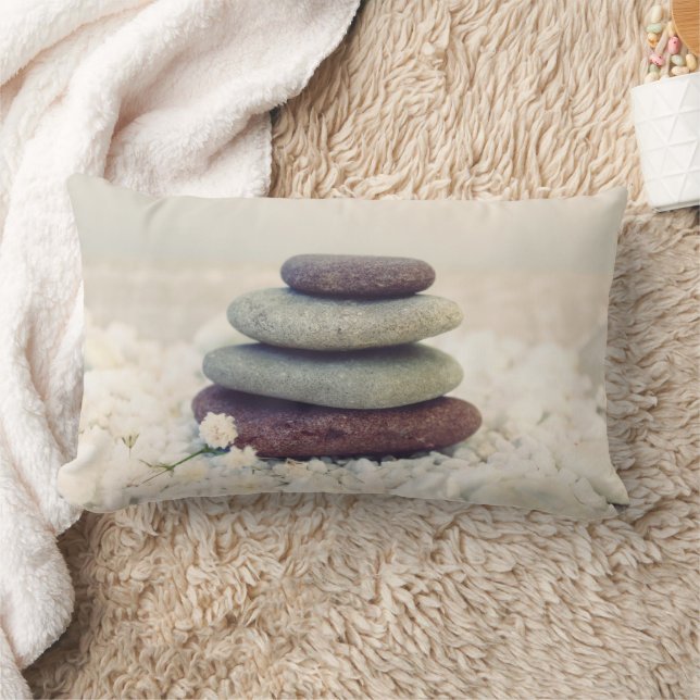 Almofada Lombar Cairo Meditativo de Pedras Empilhadas (Cobertor)