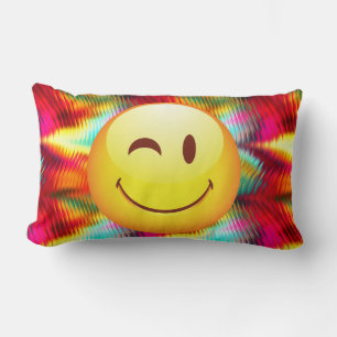 Almofada Lombar Cara Feliz Piscando e Cores Vibrantes