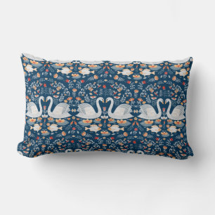 Almofada Lombar Cisnes, peixes, flores em fundo azul. Decoração