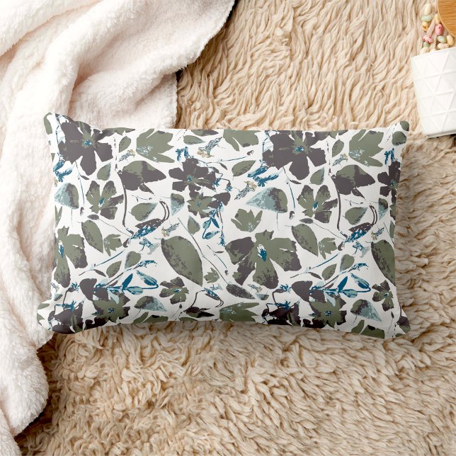 Almofada Lombar Clematis Vine Elegante Blue Floral (Clematis Vine Elegant Green Blue Floral home decor pillow from Studio Posies.)