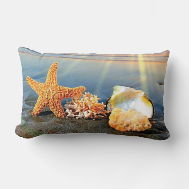 Almofada Lombar Conchas marítimas e estrelas-do-mar na praia (Frente)