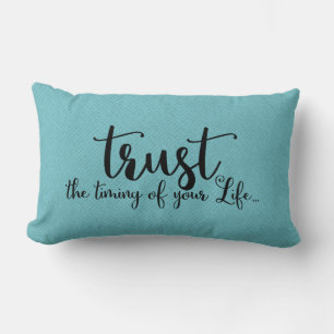 Almofada Lombar Confie no tempo de sua vida - Travesseiro decorati