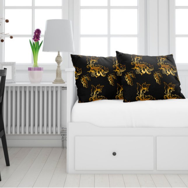 Almofada Lombar Dourados floresces em preto (Criador carregado)