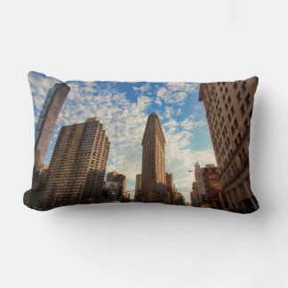 Almofada Lombar Edifício Flatiron de NY, Vista Larga, Nuvens Fofas