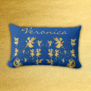 Almofada Lombar Fadas Douradas com Pixie Posta no Monograma Azul  