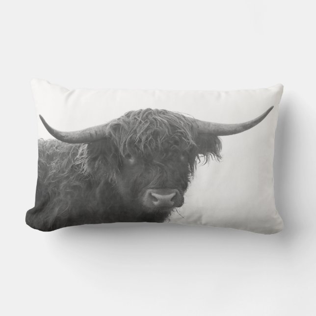 Almofada Lombar Highland Cow Pillow Black & White (Frente)