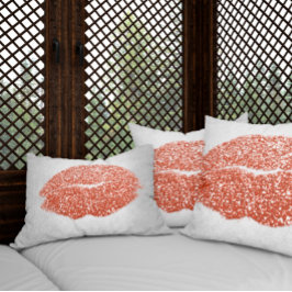 Almofada Lombar Lábios Cinza Brilhante Capa Dourada Makeup Kiss