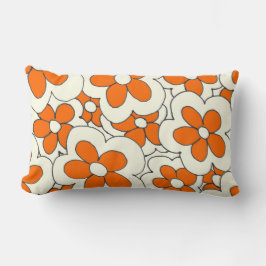 Almofada Lombar Laranja Desenhado à Mão e Design de Flor de Creme