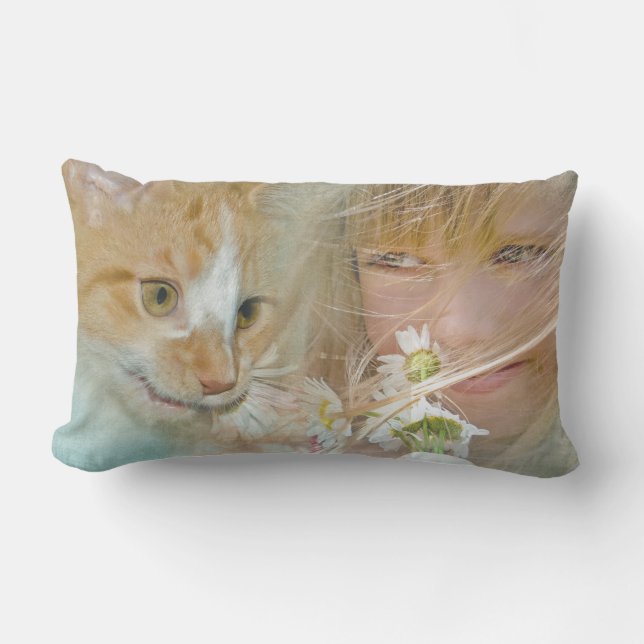 Almofada Lombar menina e gato com margaridas (Frente)