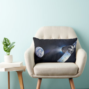 Almofada Lombar Nave Espacial Dragão Xl Com Planeta Terra Em Distâ