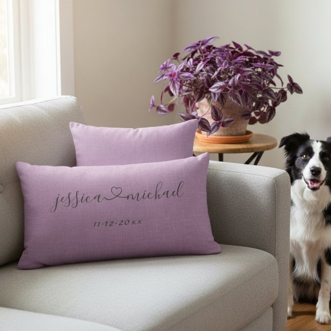 Almofada Lombar Nomes personalizados e Lavanda de presentes de cas (Romantic lavender lumbar pillow for newlyweds.)
