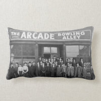 Pista de bowling e consumidores da arcada do