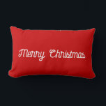Almofada Lombar Red Merry Christmas ou Add Your Text Minimalist<br><div class="desc">Você pode mudar o texto ou manter "Feliz Natal" neste Natal vermelho e branco,  cores minimalistas e travesseiro inspirado no texto. A parte de trás do travesseiro é um vermelho sólido sem texto.</div>