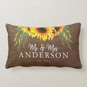 Almofada Lombar Rustic Sunflower Newlyweds Sr. e Sra.