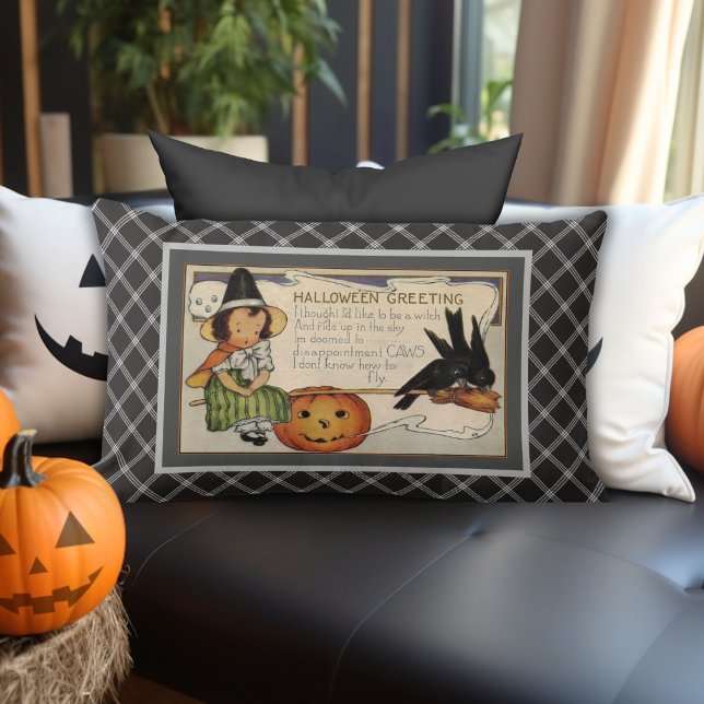 Almofada Lombar Saudações do Dia das Bruxas da Xadrez Negra e Bran (Black & White Plaid Vintage Halloween Greetings Lumbar Pillow)