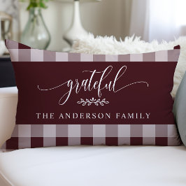 Almofada Lombar Toalha Xadrez Família Burgundy Agradecida