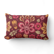 Travesseiro com padrão batik