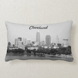 Almofada Lombar Travesseiro de BW da skyline de Cleveland