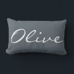 Almofada Lombar Travesseiro decorativo lombar personalizado<br><div class="desc">Coloque seu nome no nosso belo travesseiro decorativo lombar.</div>